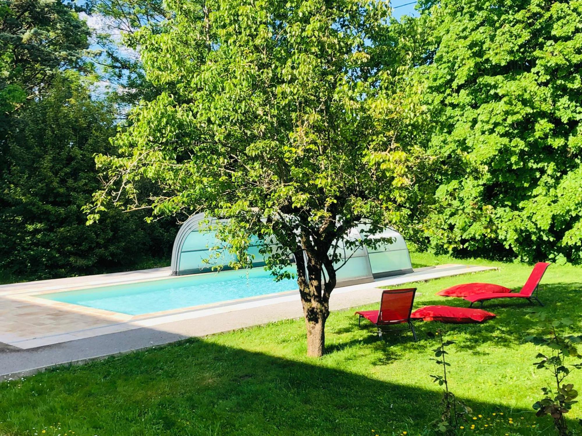Вилла Domaine Jeanne De Laval La Bohalle Экстерьер фото