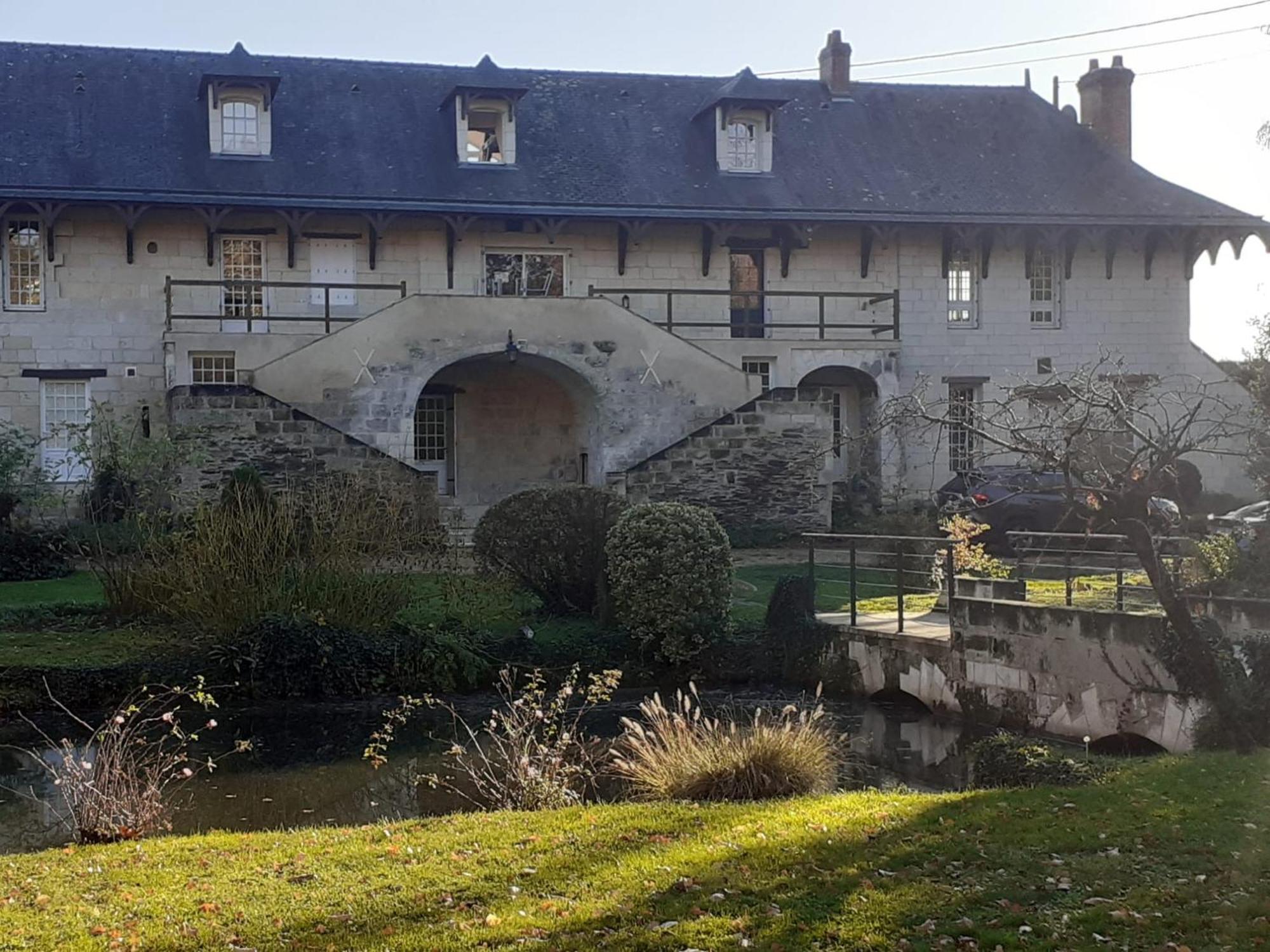 Вилла Domaine Jeanne De Laval La Bohalle Экстерьер фото