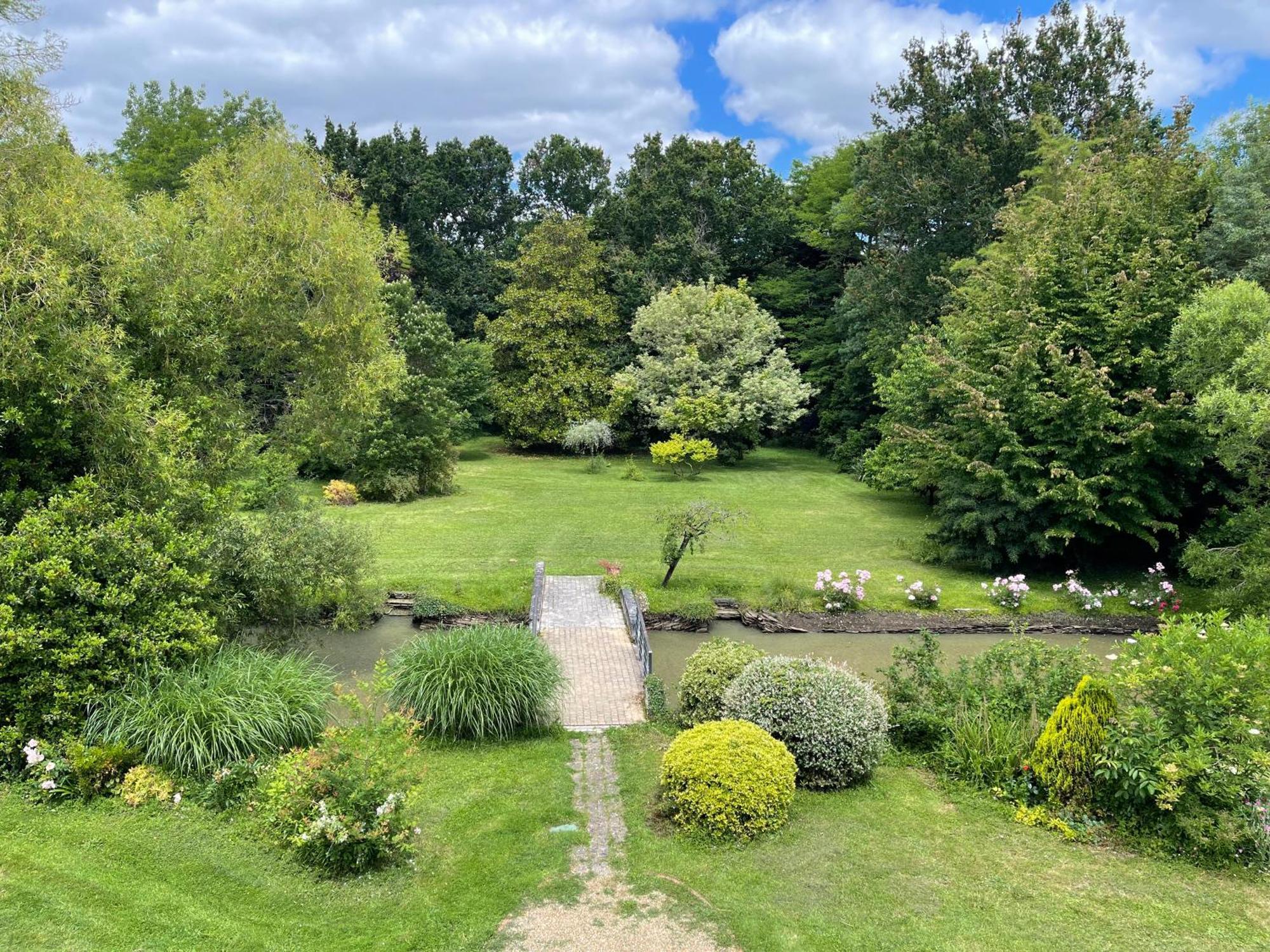 Вилла Domaine Jeanne De Laval La Bohalle Экстерьер фото
