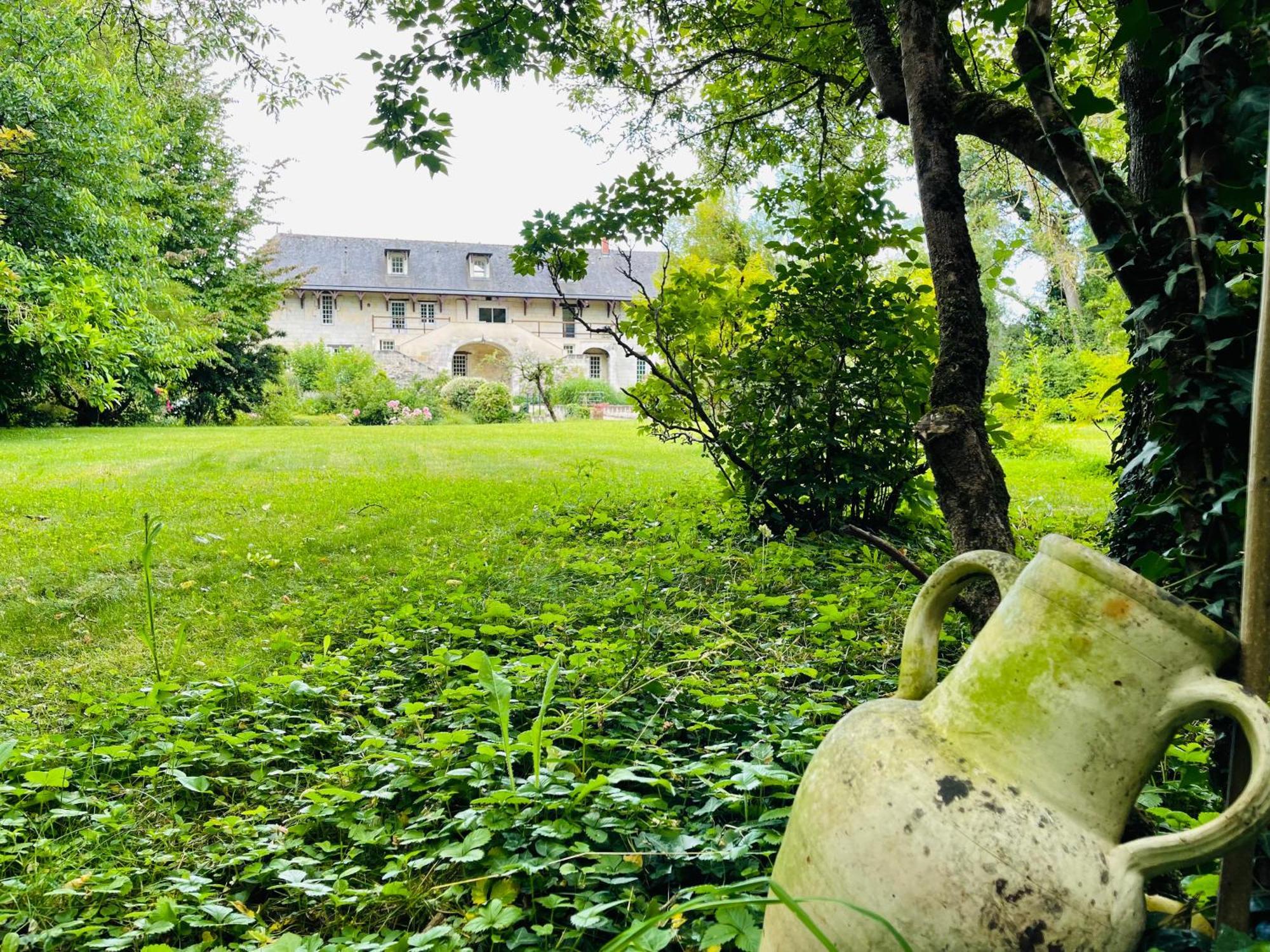 Вилла Domaine Jeanne De Laval La Bohalle Экстерьер фото