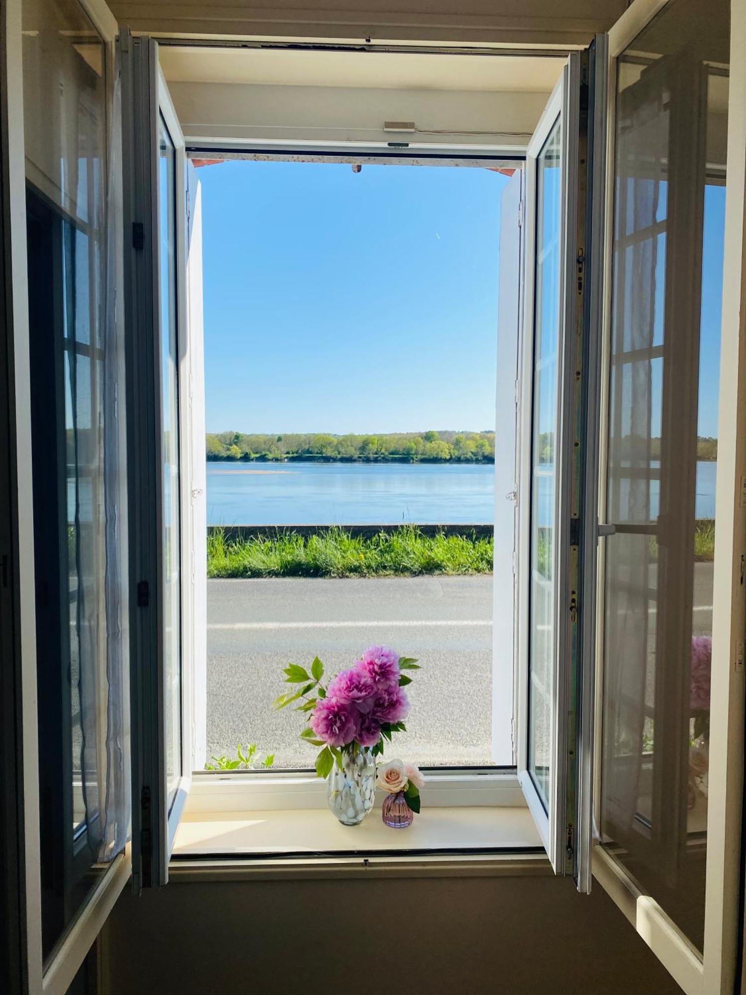 Вилла Domaine Jeanne De Laval La Bohalle Экстерьер фото